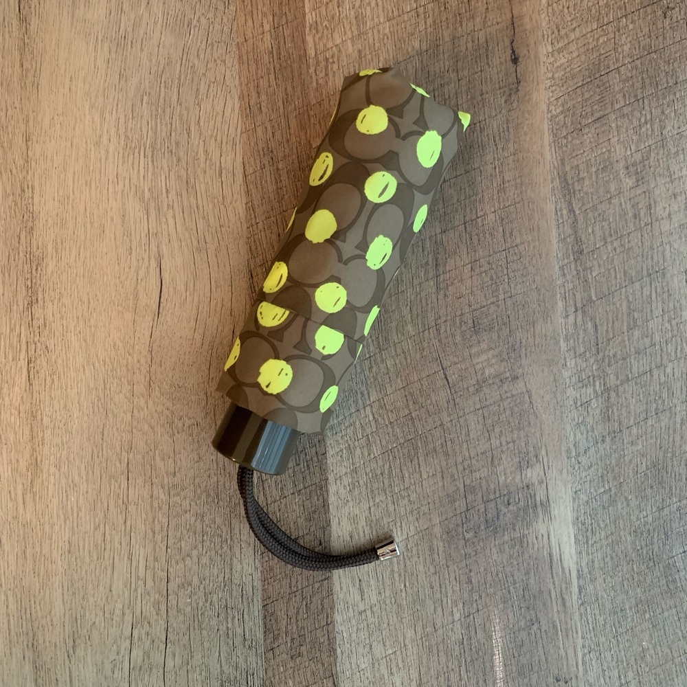 Coach neon polka dot mini umbrella travel compact umbrella